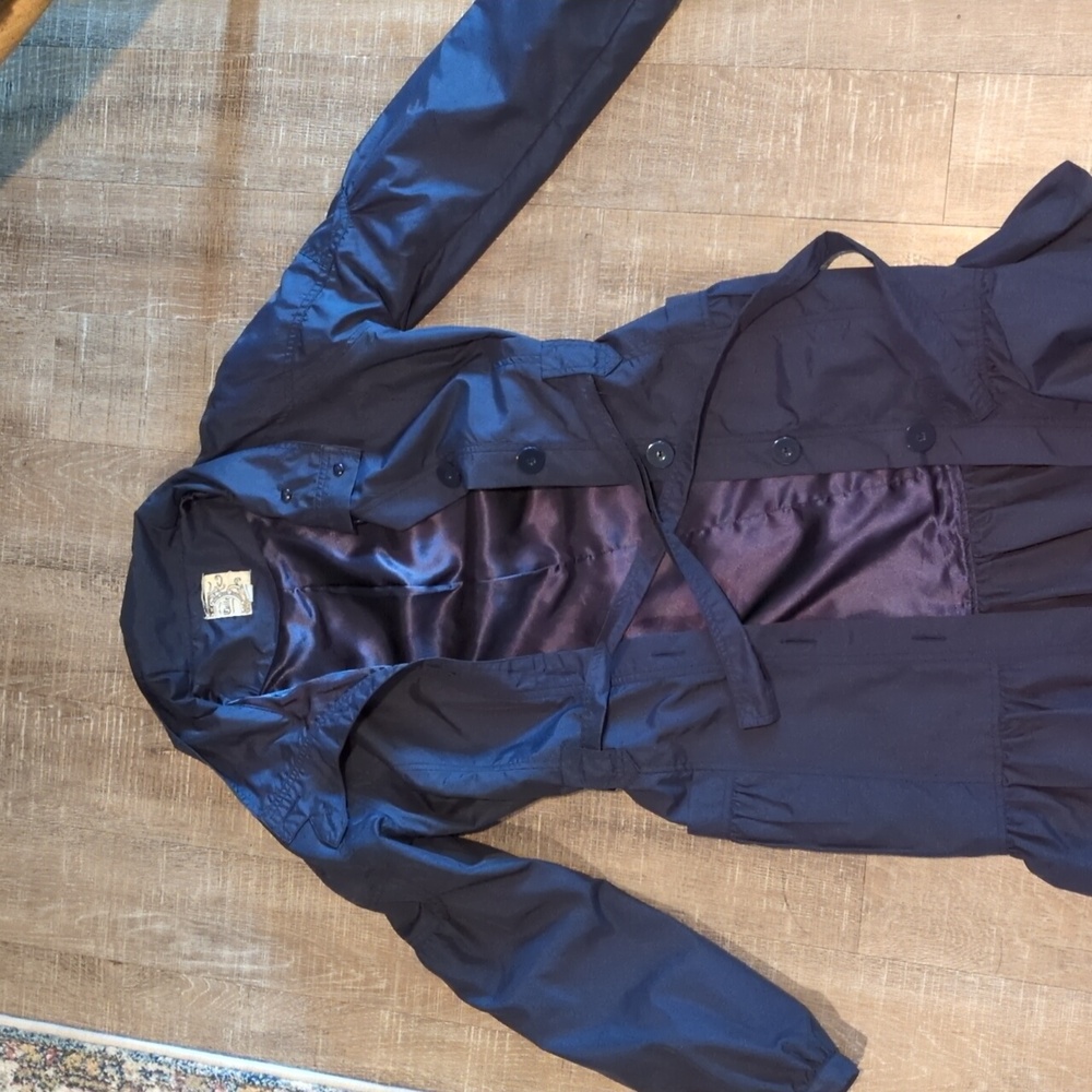 Women's Navy Raincoat by Tulle! Great spring coat -  Ruffle Bottom - Small